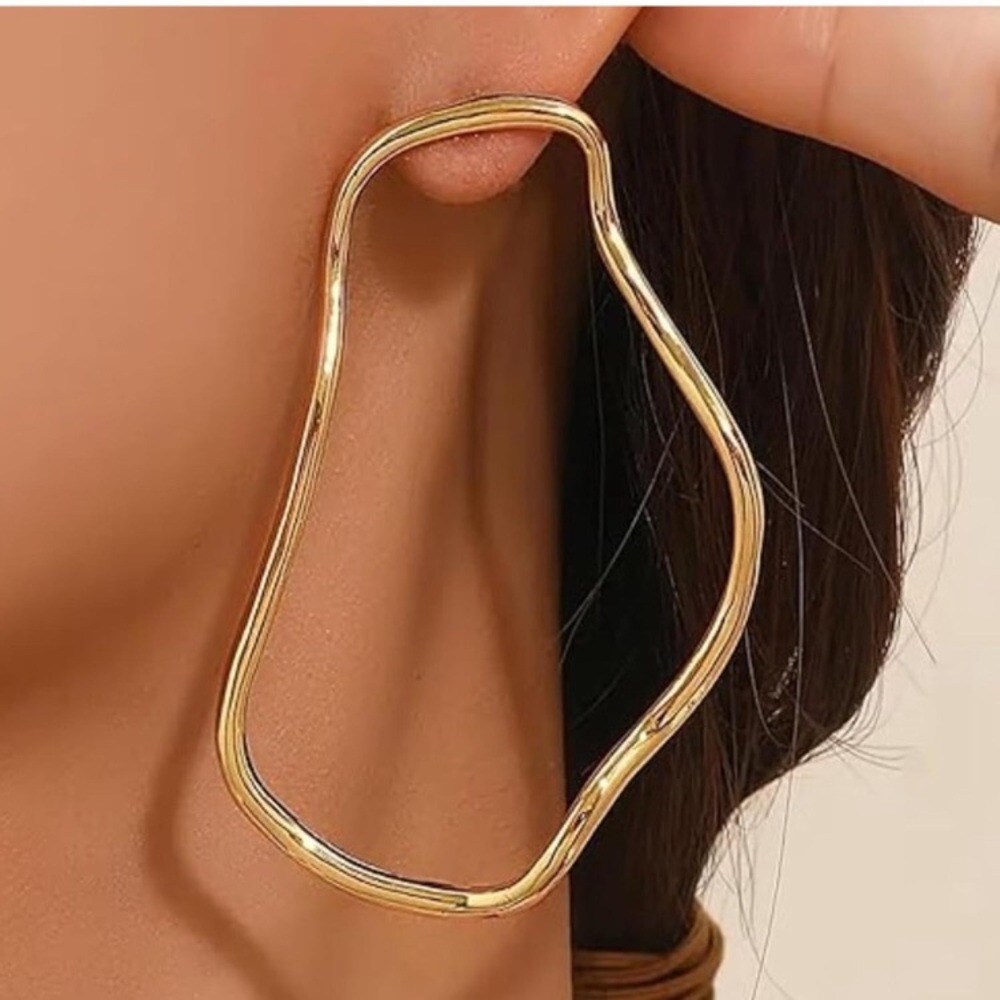 24k Gold Plated Asymmetrical Post Earrings New
